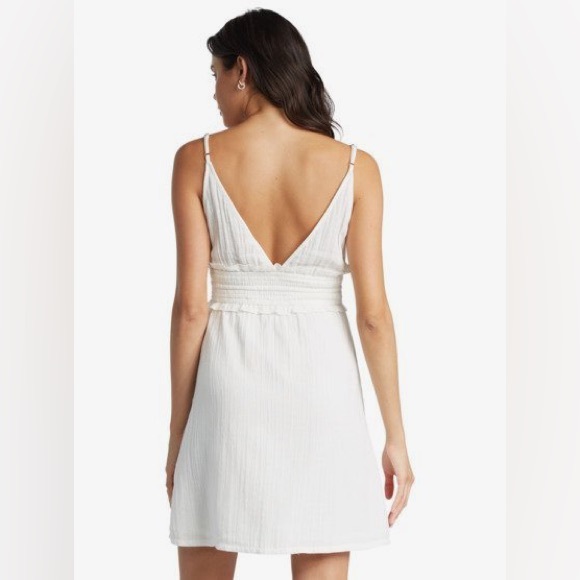 Roxy | Simple Blossom Dress 100% cotton V Neck - Picture 2 of 6